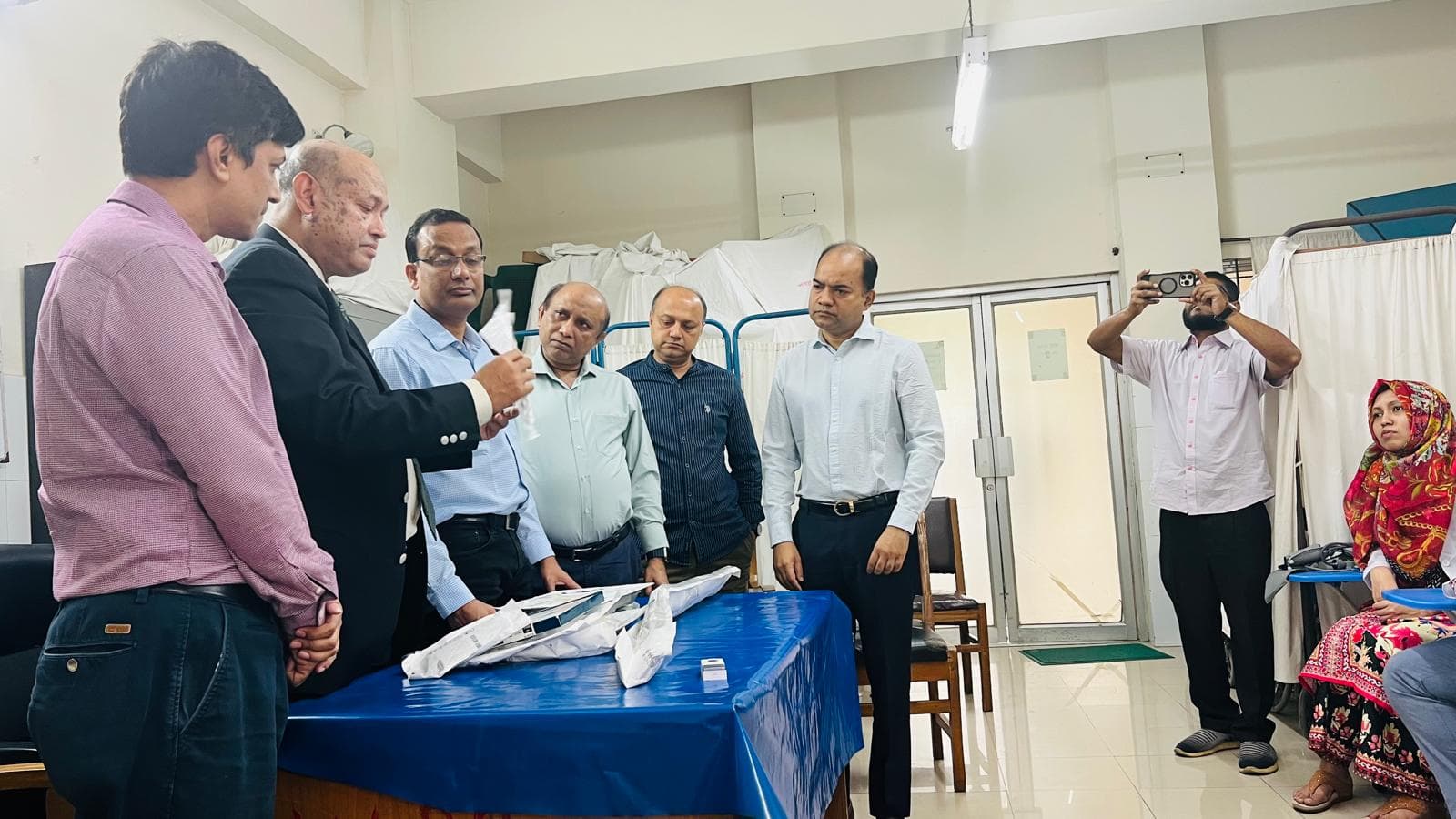 Meeting with Postgraduate Students of Gastroenterology Department of CMC and Donation of Equipment