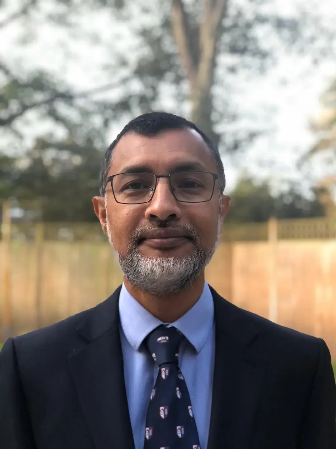 DR. MUNIER HOSSAIN
